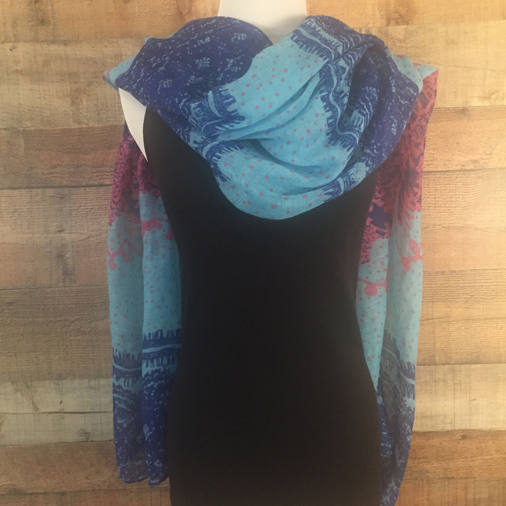 Women's Blue / Pink Lace Print Scarf/Pareo 0S